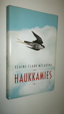 Elaine Clark McCarthy : Haukkamies