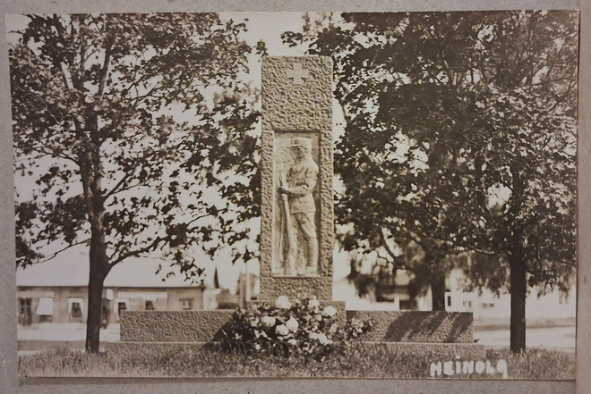 Heinola: Sankaripatsas *** (1995)