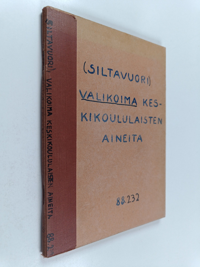 Valikoima keskikoululaisten aineita