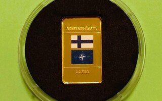 Suomi - NATO 9999 kultaa, tavallisen laatan hinnalla