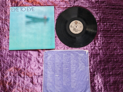 EYE TO EYE - S/T