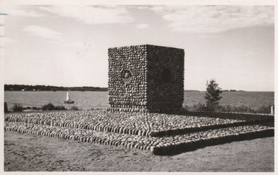 KOKKOLA - HALKOKARIN MUISTOMERKKI