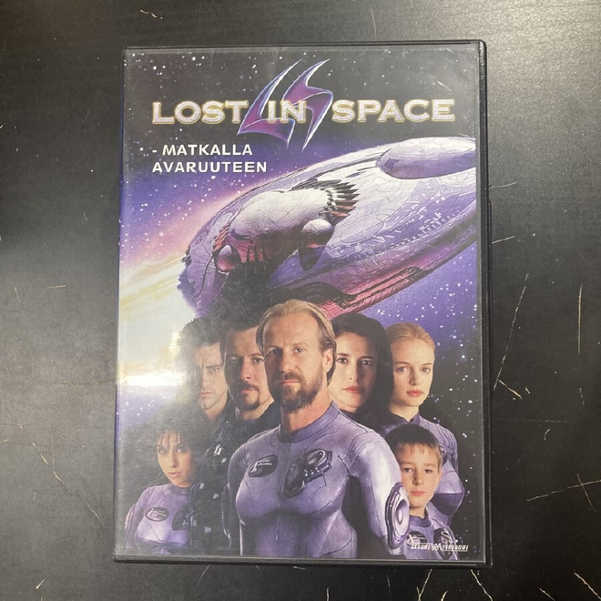 Lost In Space - matkalla avaruuteen DVD