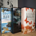 Lucinda Riley x3 - Perhosten & Auroran & Vaarallinen 1.p. - pikkukuva 2