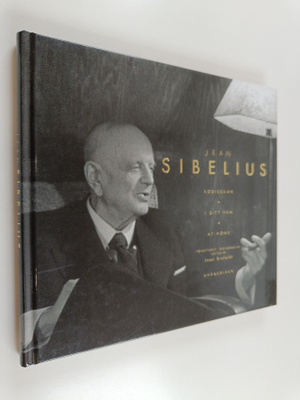 Jussi (toim.) Brofeldt : Jean Sibelius kodissaan = Jean S...