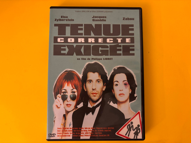 Tenue correcte exigée DVD