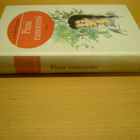 L.M. Montgomery: Pieni runotyttö - pikkukuva 2