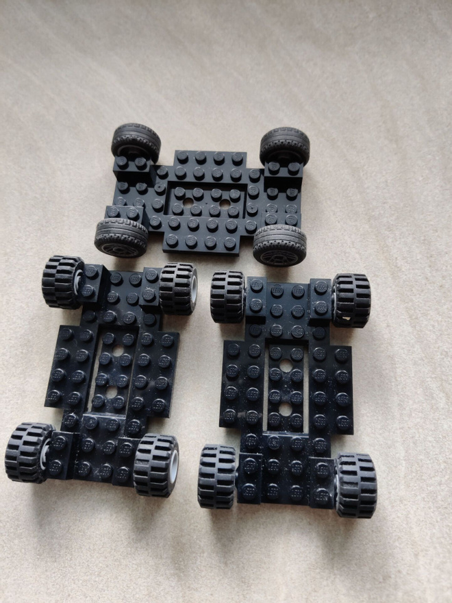 Lego autojen pohjat 3 kpl