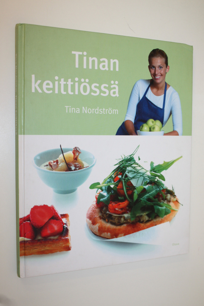 Tina Nordström : Tinan keittiössä : 50 TV-ohjelmasta tutt...