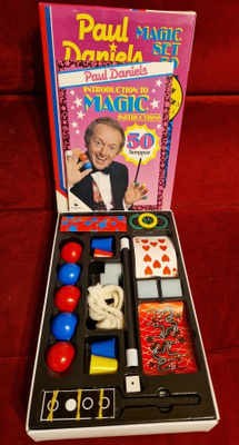Paul  Daniels Magic set 50 .Vuodelta1987 hieno kunto