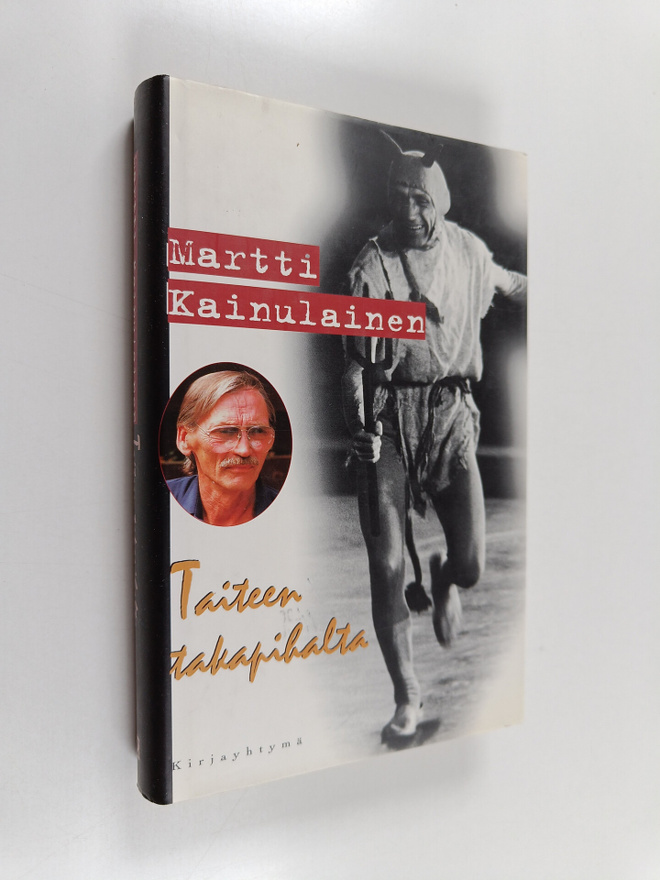 Martti Kainulainen : Taiteen takapihalta