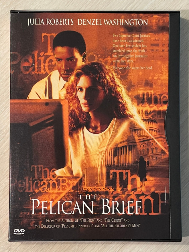 Alan J. Pakula: PELIKAANIMUISTIO (1993) Julia Roberts