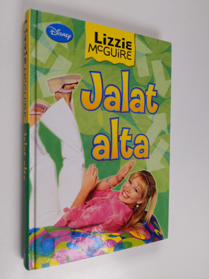 Jasmine Jones : Jalat alta