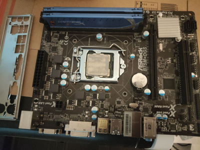 i7-2600+ uusi matx emo+ 8gb