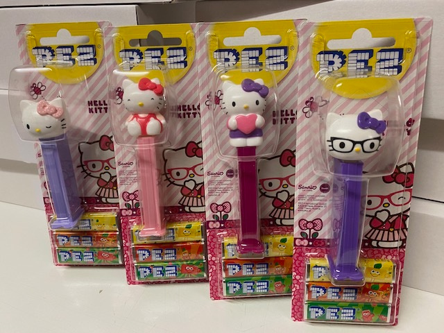 PEZ Hello Kitty Nerdy Nörtti