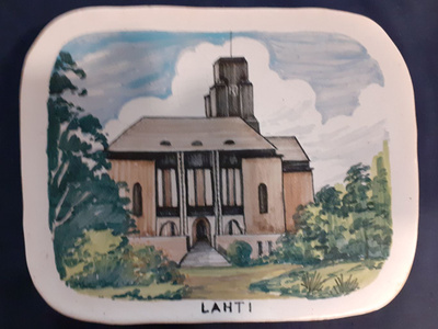 Kupittaan Savi Lahti kaupungintalo laattataulu