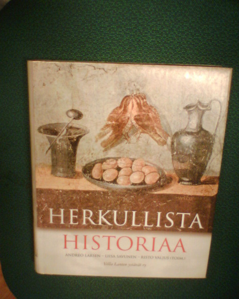 Larsen - Savunen - Valjus HERKULLISTA HISTORIAA (Sis.pk:t)