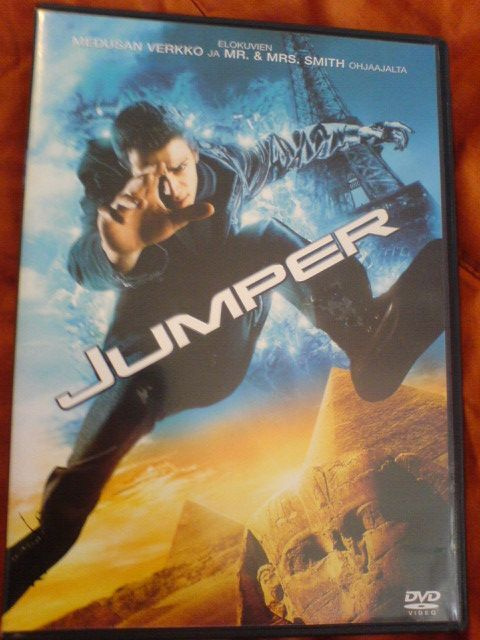 Jumper , DVD