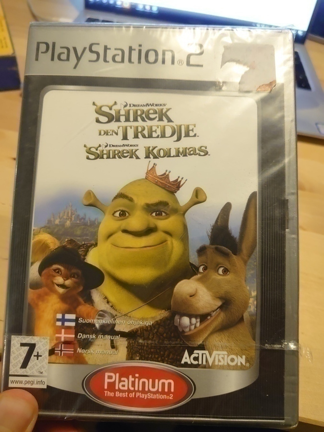 Shrek 3 platium uusi / muoveissa ps2, skandiversio