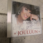 ARJA KORISEVA- RAKKAUDESTA JOULUUN + SIGNEERAUS - pikkukuva 1