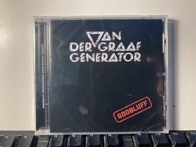VAN DER GRAAF GENERATOR: Godbluff, CD, rem. & exp., muoveis