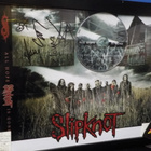 SLIPKNOT TAULU SEITSEMÄLLÄ NIMMARILLA - pikkukuva 1