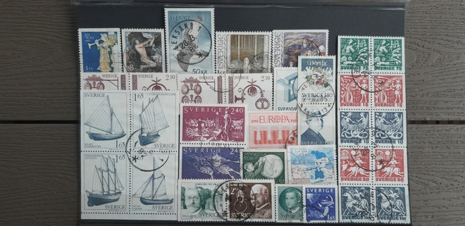 RUOTSI 1980-luku Leimattuja postimerkkejä 35 kpl