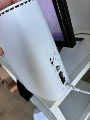 ZTE DNA Kotimokkula 4G WiFi MF289F -modeemi.