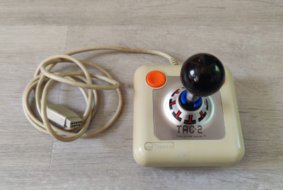 Amiga / C64 - TAC-2 Joystick