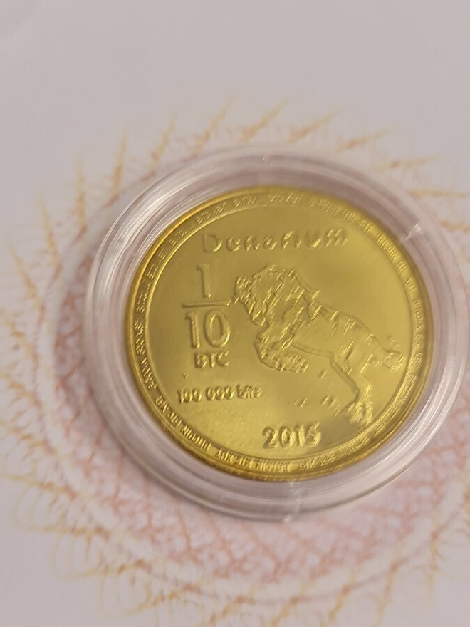 Bitcoin Denarium 1/10 BTC kolikkoja, vuosi 2015, ladattu