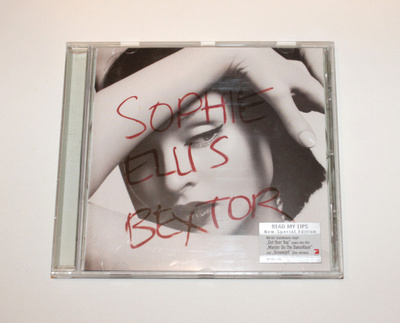 Sophie Ellis-Bextor: Read My Lips