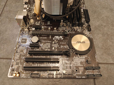 i5 6600K + Asus Z710-P + 16Gt Hyperx Fury (vikaa)