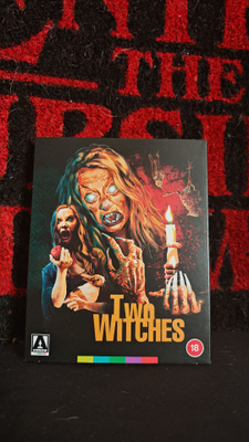 Two Witches (Arrow)