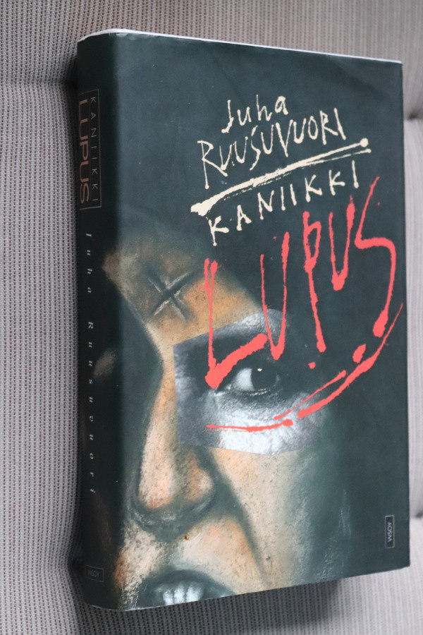Juha Ruusuvuori : Kaniikki Lupus ( 1.p. 1993 )