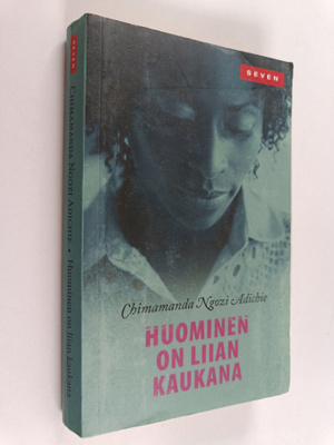 Chimamanda Ngozi Adichie : Huominen on liian kaukana