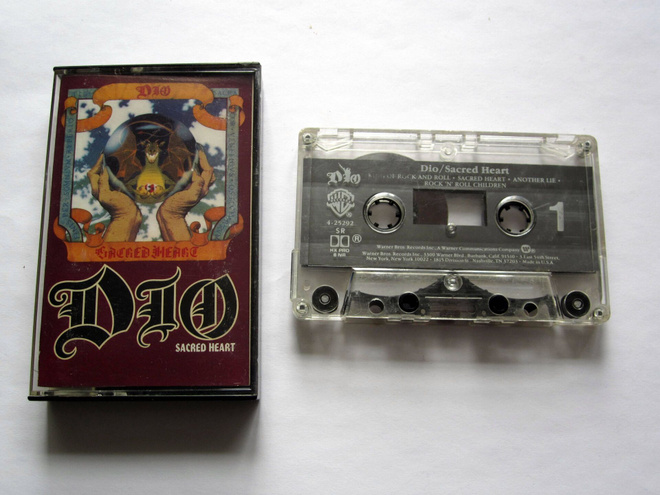 DIO Sacred Heart C-KASETTI 1985