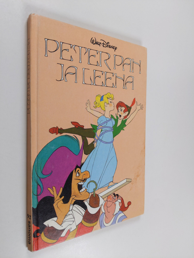 Walt Disney : Peter Pan ja Leena : Disneyn satulukemisto
