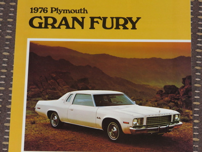 1976 Plymouth Gran Fury esite - KUIN UUSI