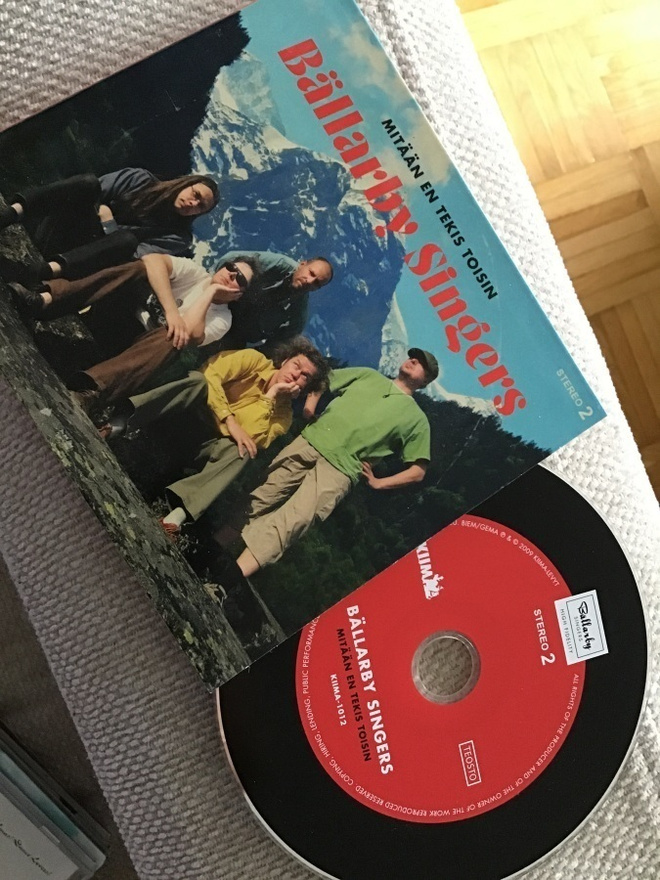 Bällarby Singers . Mitään en tekis toisin CD kiima