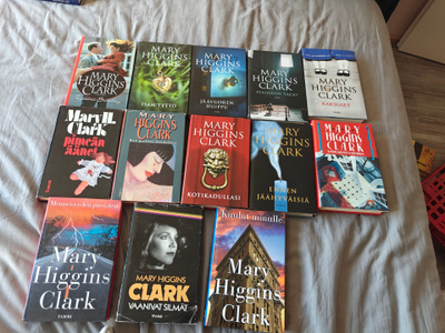 Mary Higgins Clark kirja paketti.