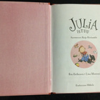 JULIA ISTUU. KOVAKANTINEN. - pikkukuva 3