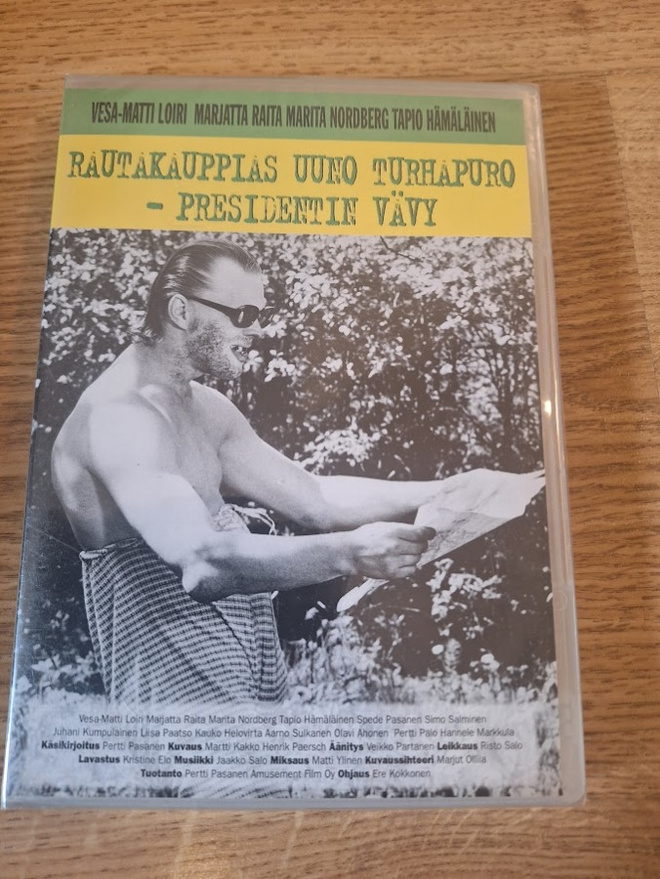 Rautakauppias Uuno Turhapuro-Presidentin Vävy-MUOVISSA