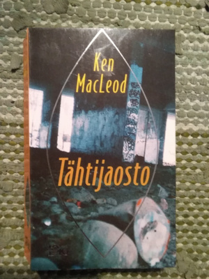 Ken MacLeod: Tähtijaosto -pokkari-