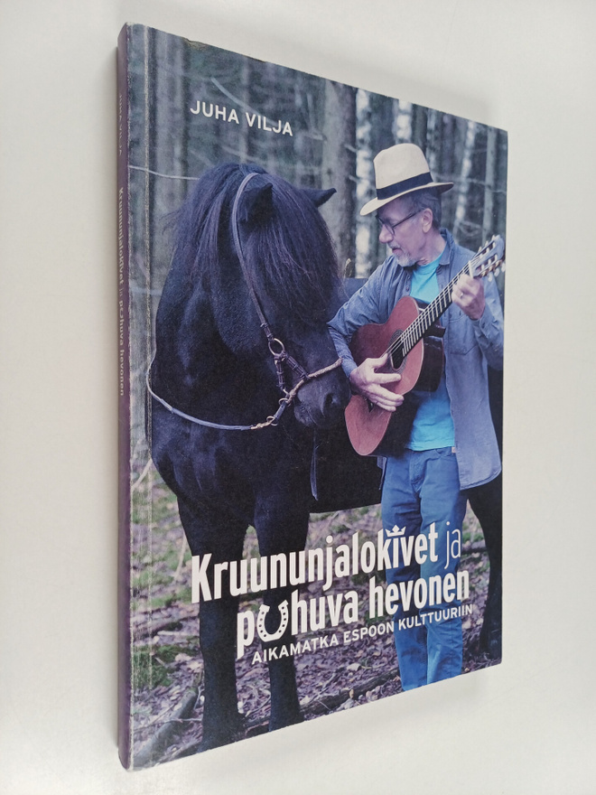 Juha Vilja : Kruununjalokivet ja puhuva hevonen : aikamat...