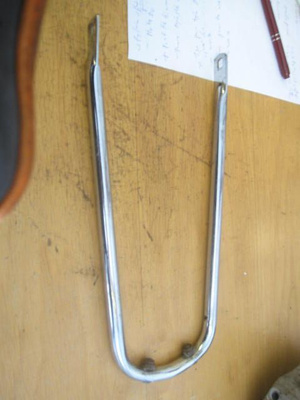 Jonkun mopon joku kiinnike