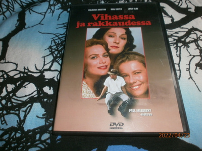VIHASSA JA RAKKAUDESSA - DVD