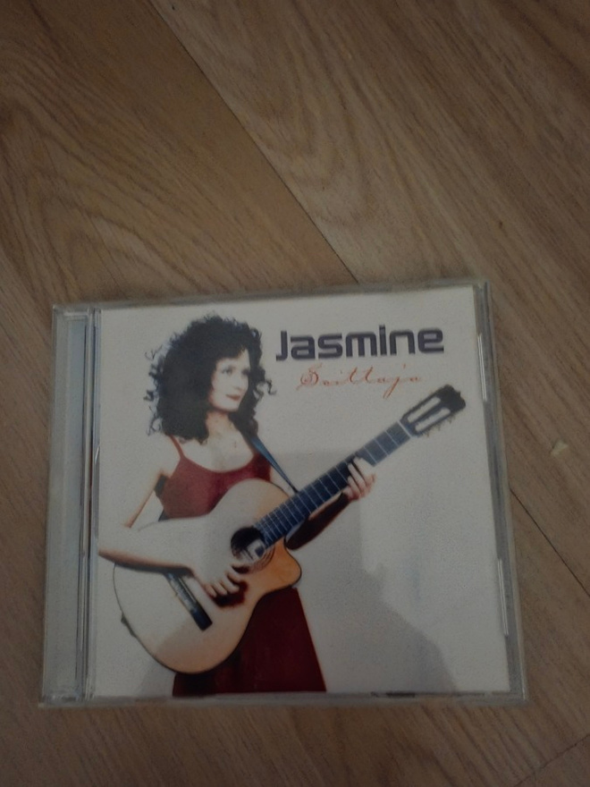 Jasmine - Soittaja