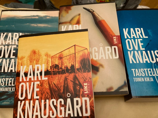 KNAUSGÅRD: TAISTELUNI Kirjat 1, 2, 3 ja 5
