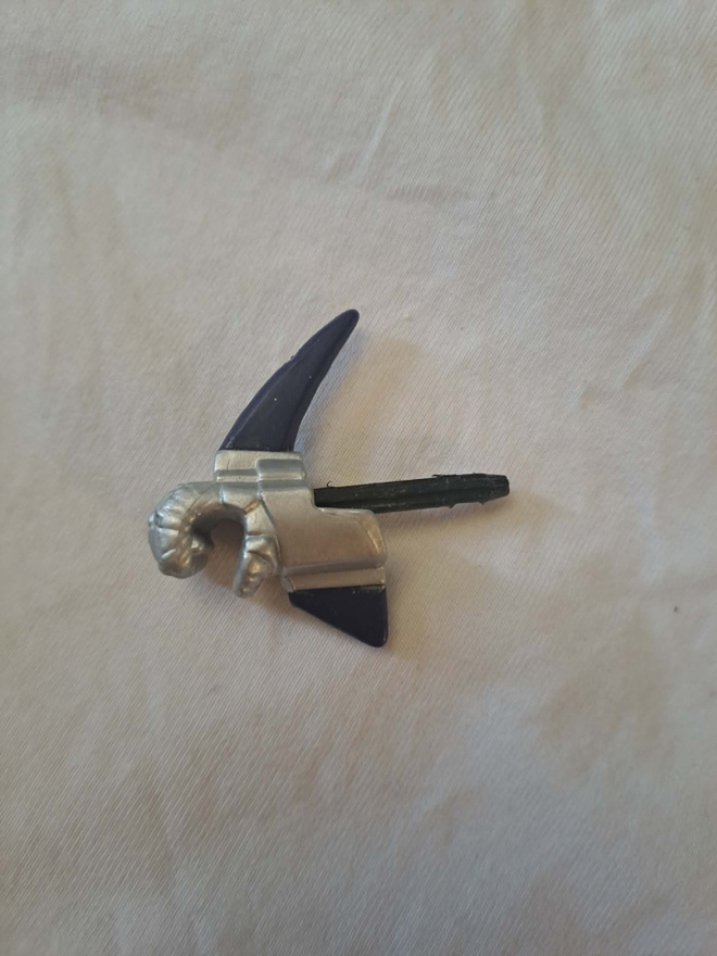 Cyber Shredder hand missile