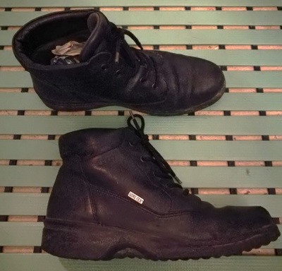 Goretex- Joka sään kengät koko 38 ( ei nahkaa ) nyörit